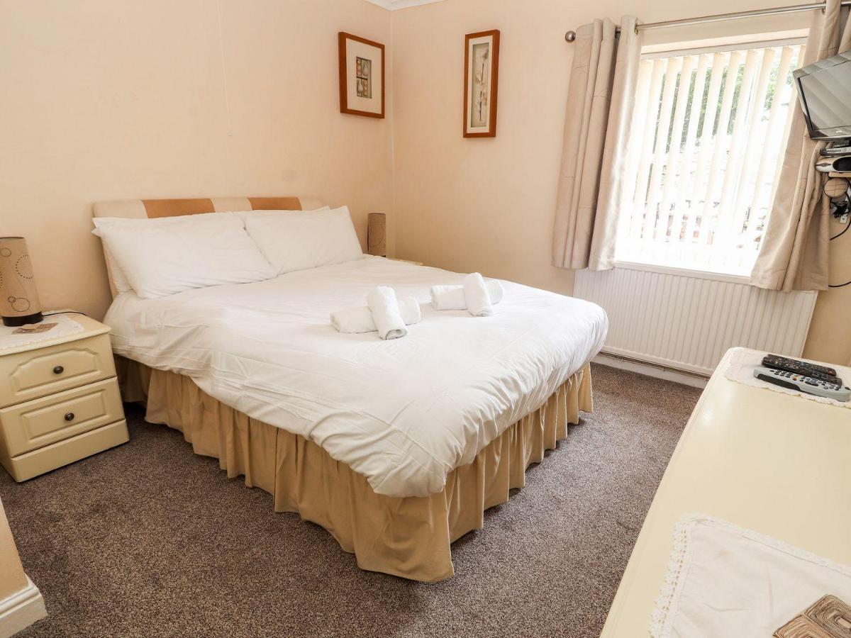 Scotch Hall Cottage Llangollen Dış mekan fotoğraf
